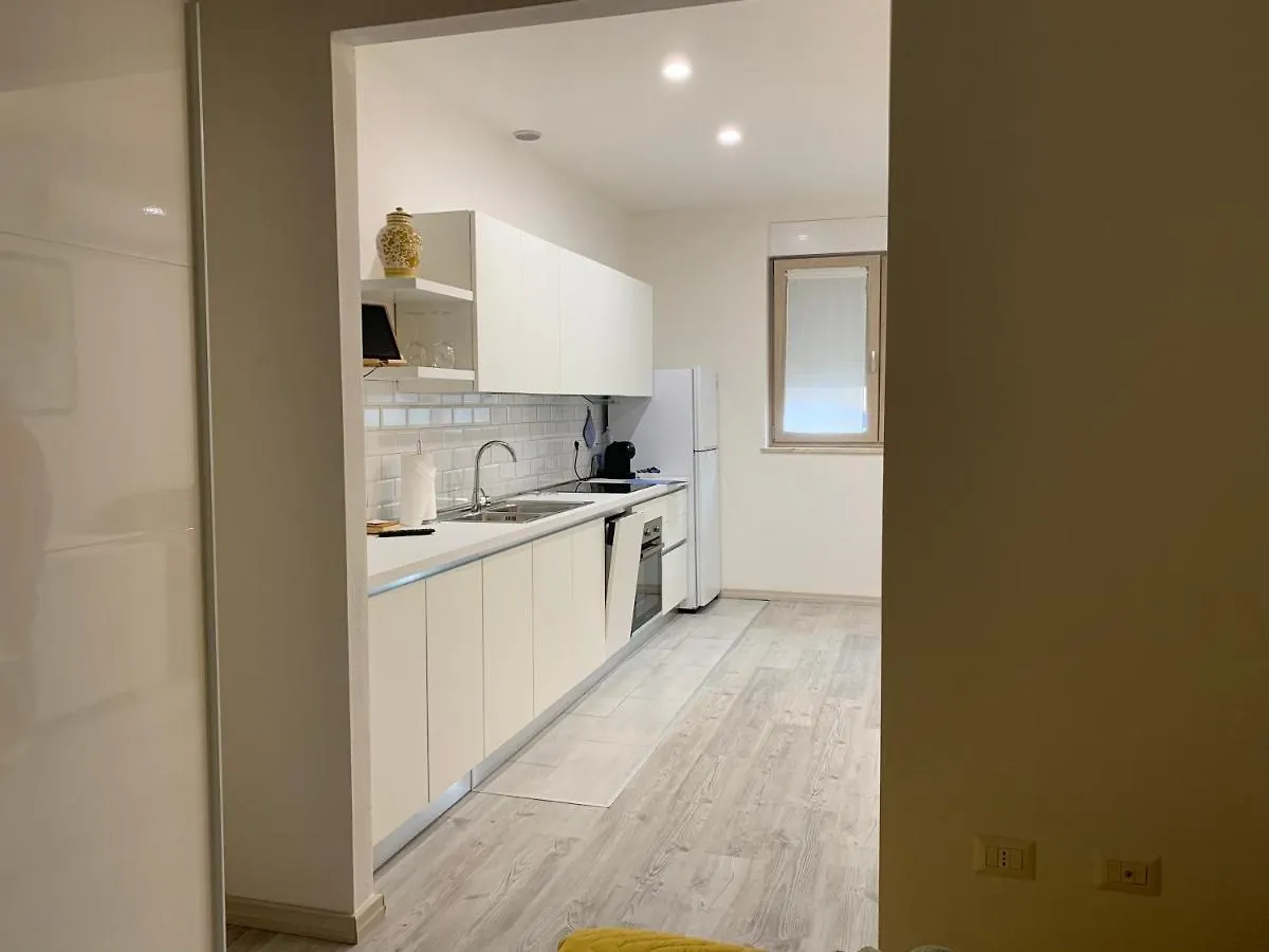 Allwhite Iun R5535 Oristano