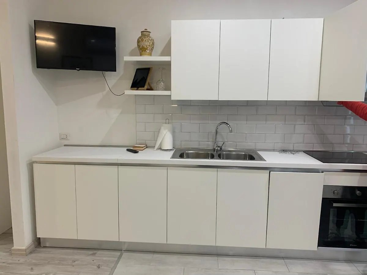 Apartment Allwhite Iun R5535 Oristano