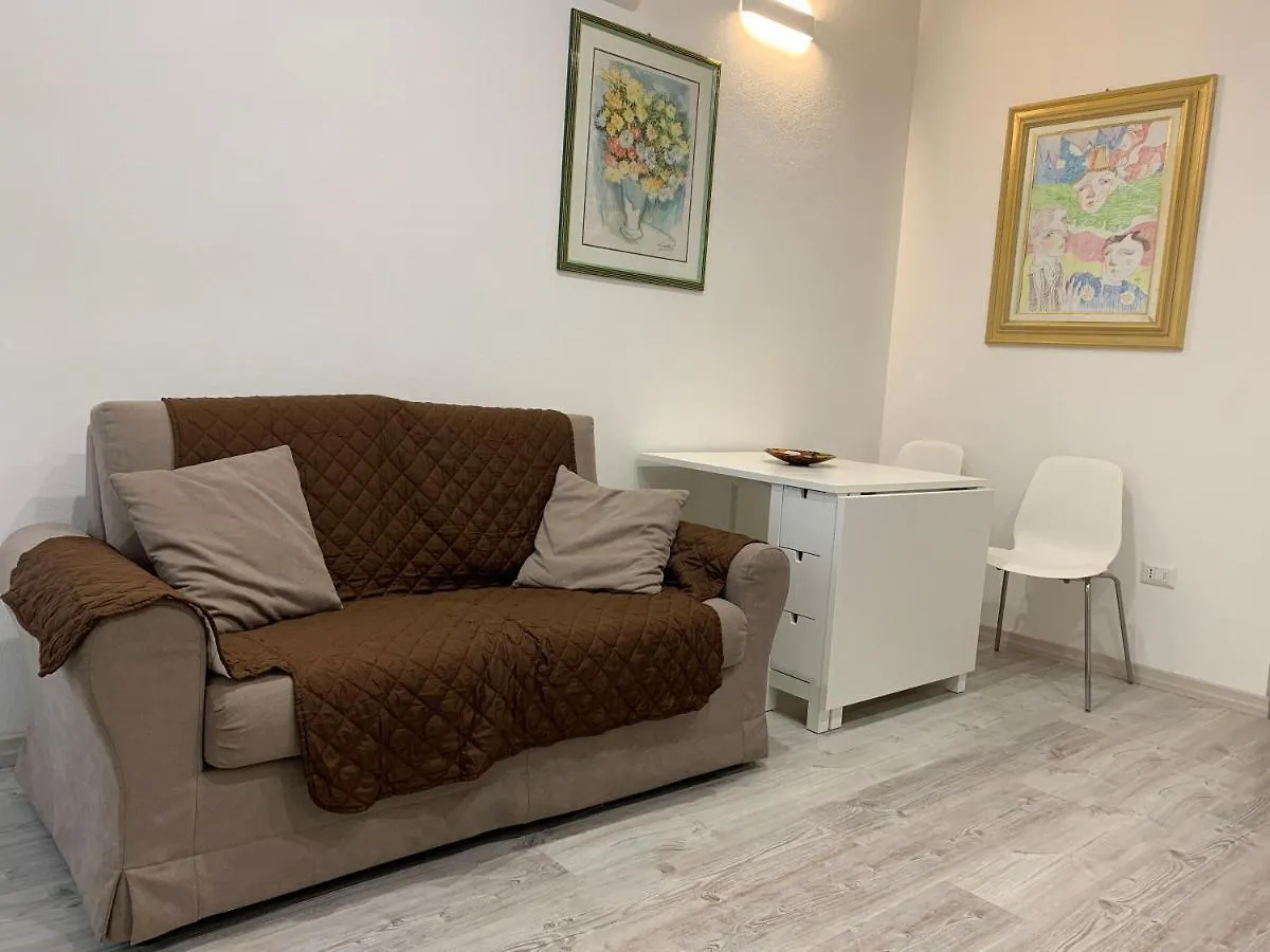Apartment Allwhite Iun R5535 Oristano